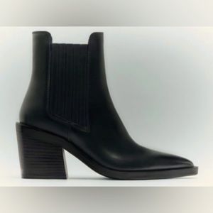 ZARA Leather cowboy ankle boots